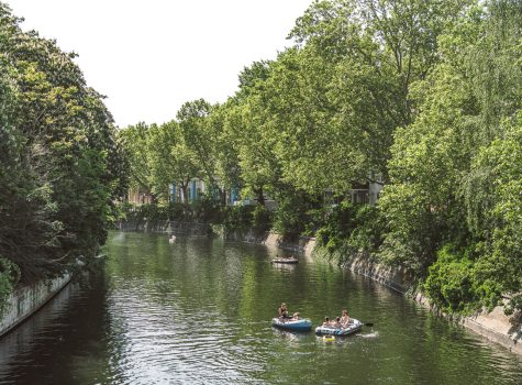 Schlauchboot fahren auf Teltowkanal
